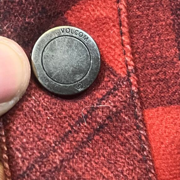 Volcom Shacket Mens Medium Red Buffalo Plaid Flannel Shirt Jacket Lined Workwear - Picture 8 of 10